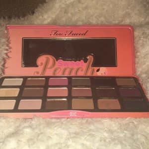 Too Faced Sweet Peach Palette